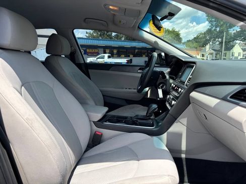 Used 2019 Hyundai Sonata SE FWD image 26