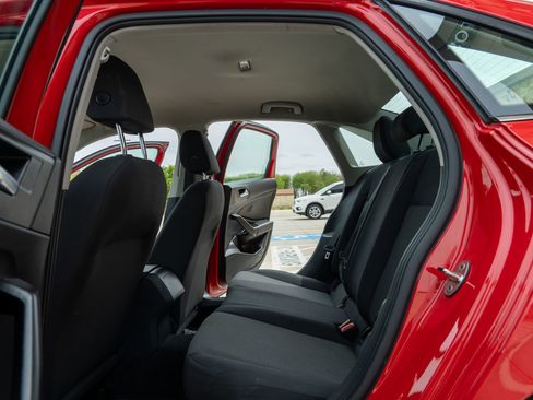 Used 2019 Volkswagen Jetta S w/ Driver Assistance Package FWD image 8