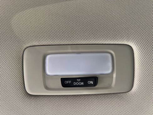 Used 2023 Honda CR-V EX image 31