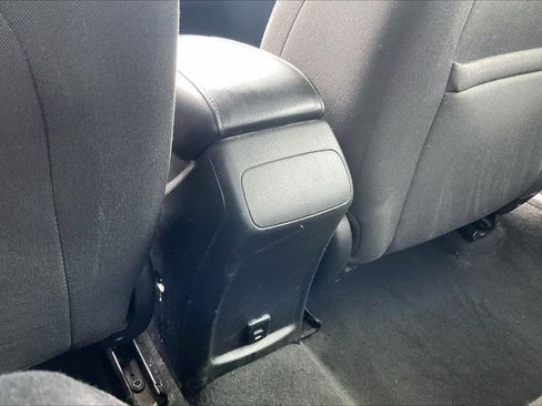 Used 2017 Chevrolet Cruze LT FWD image 32