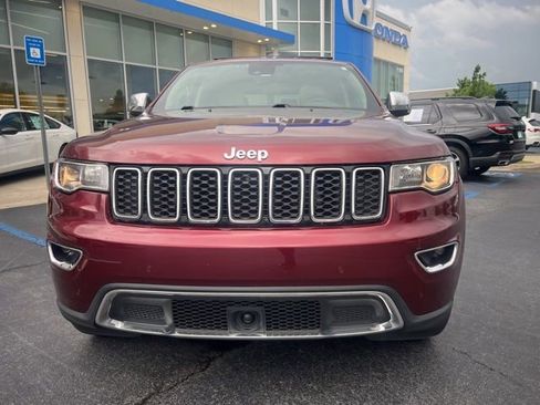 Used 2019 Jeep Grand Cherokee Limited RWD image 3