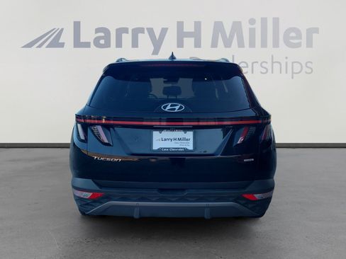 Used 2022 Hyundai Tucson Limited AWD/4WD image 4