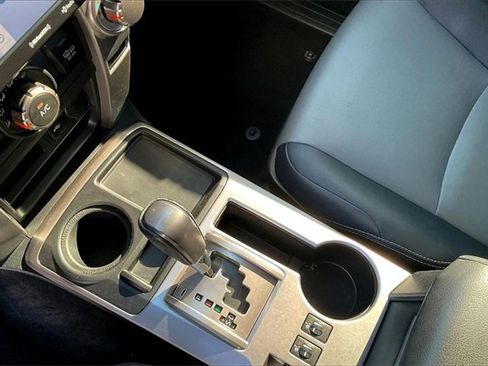 Used 2020 Toyota 4Runner SR5 image 12