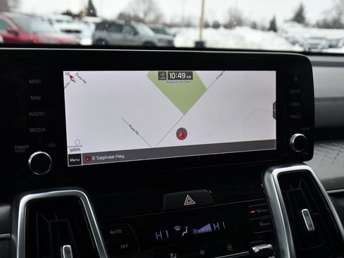 Used 2022 Kia Sorento SX image 28