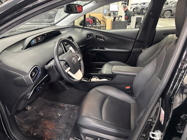 Used 2016 Toyota Prius Four Touring FWD image 9