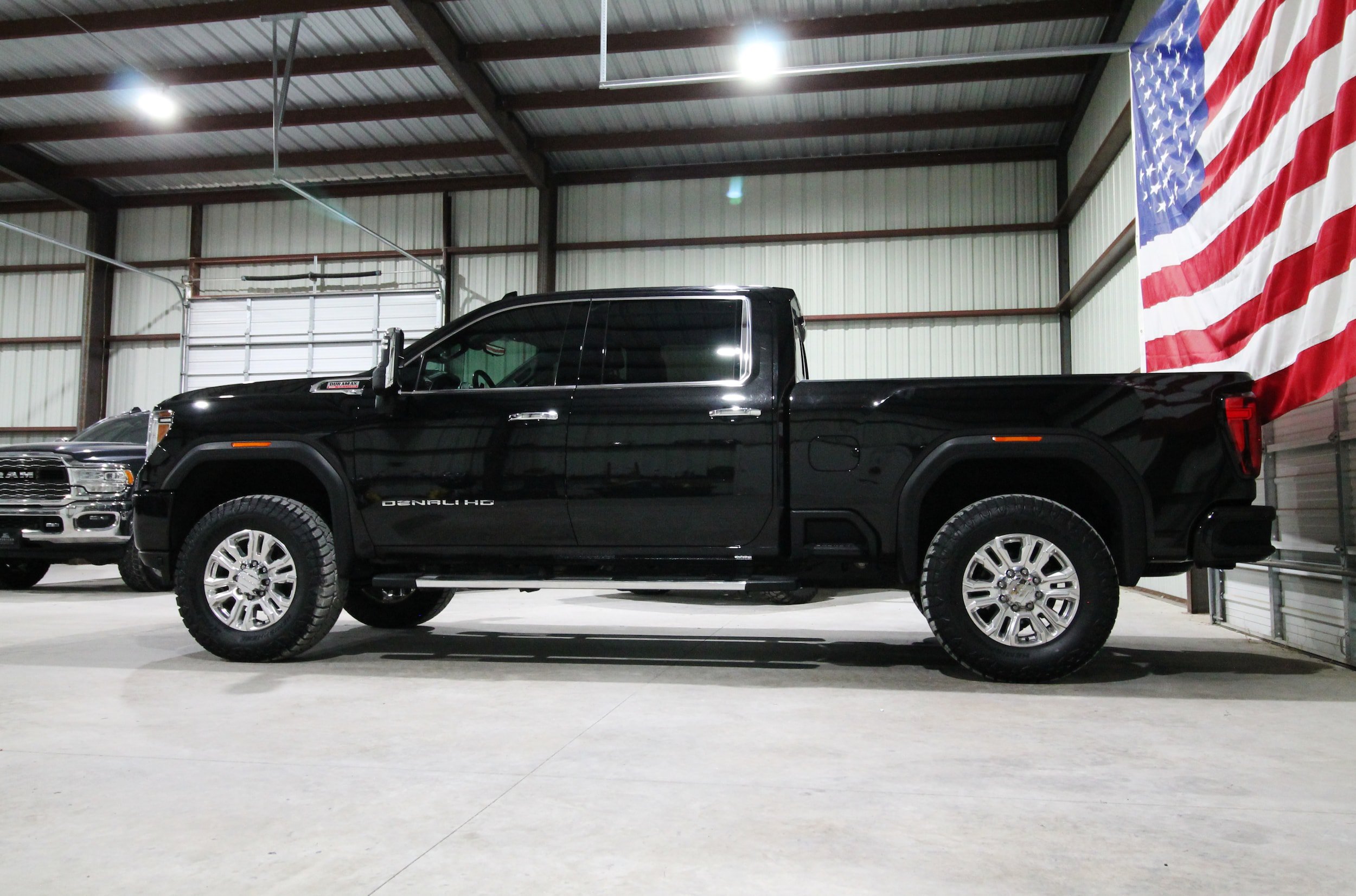 Used 2022 GMC Sierra 2500 Denali w/ Denali Ultimate Package AWD/4WD image 6