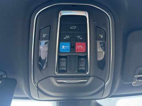 Certified 2023 Jeep Grand Cherokee L Altitude AWD/4WD image 28