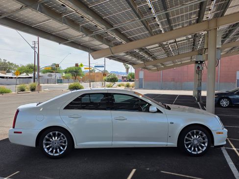 Used 2006 Cadillac STS V8 RWD image 6