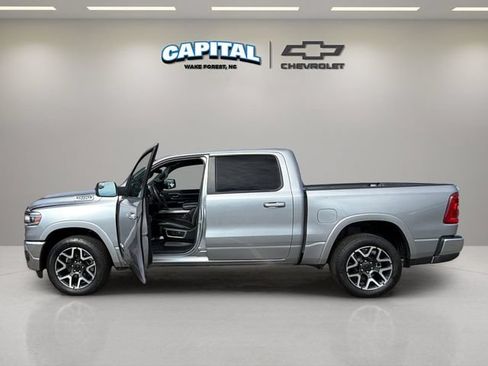 Used 2025 RAM 1500 Laramie AWD/4WD image 13
