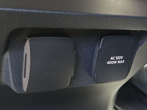 Used 2024 Ford F250 Lariat w/ Lariat Ultimate Package image 17