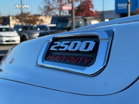 Used 2021 RAM 2500 Big Horn image 25