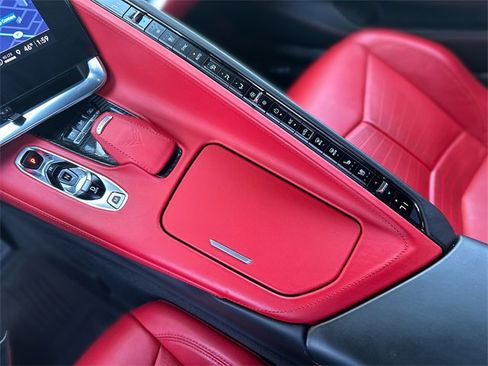 Used 2021 Chevrolet Corvette Stingray Premium Conv w/ Z51 Performance Package image 22