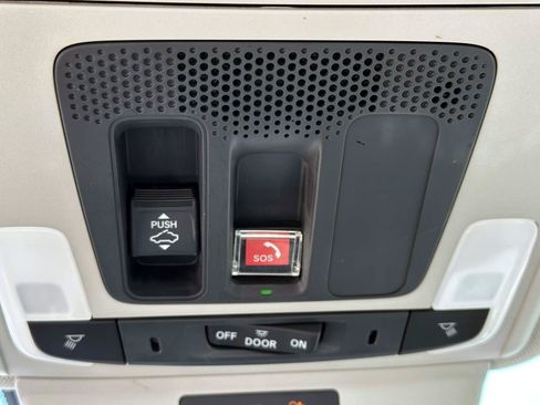 Used 2023 Honda Accord EX image 31