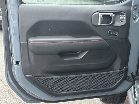 New 2025 Jeep Wrangler Unlimited Rubicon w/ XTREMEE 35" Tire Package image 11