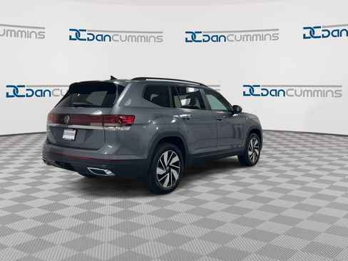 Used 2025 Volkswagen Atlas SE FWD image 8