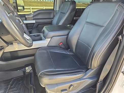 Used 2019 Ford F350 Lariat w/ Lariat Value Package image 15