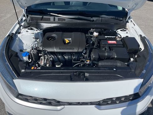 Used 2023 Kia Forte LXS w/ LXS Technology Package image 25