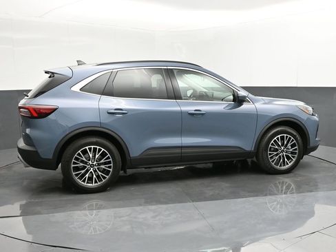 New 2024 Ford Escape PHEV w/ PHEV Premium Package image 7
