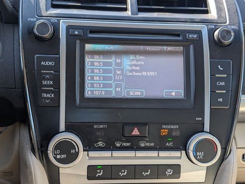 Used 2013 Toyota Camry LE FWD image 7