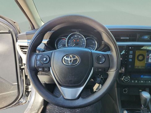 Used 2014 Toyota Corolla LE image 10