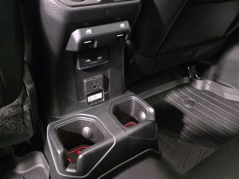 Used 2020 Jeep Gladiator Overland image 17