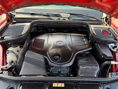 Used 2022 Mercedes-Benz GLS 450 4MATIC image 28