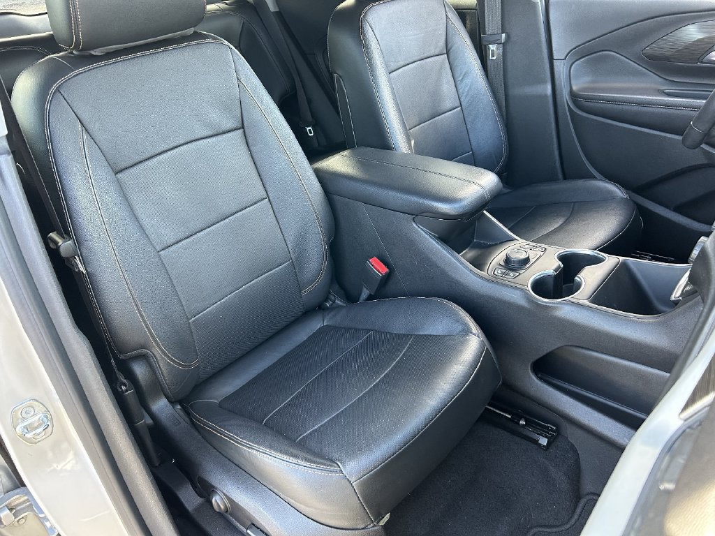 Used 2020 GMC Terrain SLT w/ Preferred Package FWD image 9