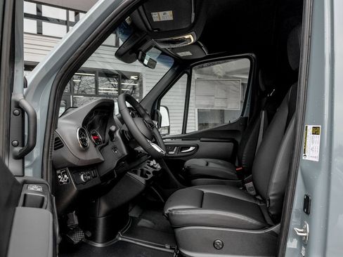 New 2026 Mercedes-Benz Sprinter 2500 image 12