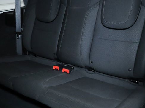 Used 2022 Jeep Wrangler Willys image 14