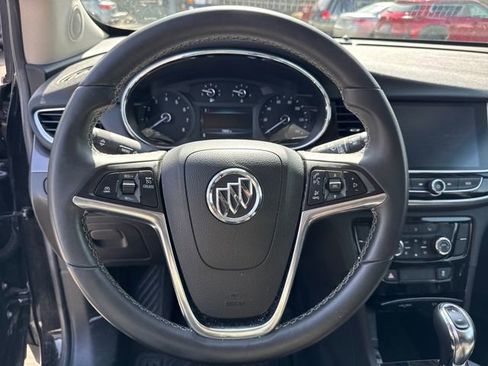 Used 2018 Buick Encore Preferred image 18