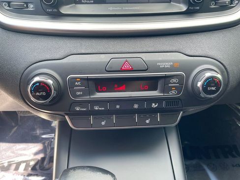 Used 2019 Kia Sorento LX w/ Option Group 020 image 39