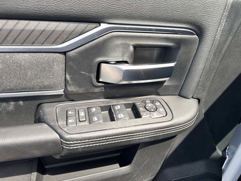 New 2026 RAM 3500 Big Horn AWD/4WD image 12