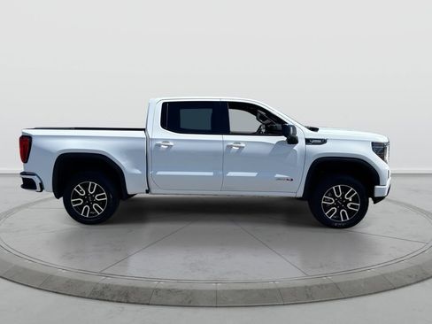 Used 2023 GMC Sierra 1500 AT4 w/ Technology Package AWD/4WD image 9