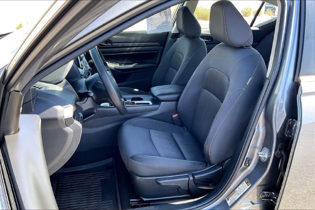 Certified 2025 Nissan Altima 2.5 S FWD image 24