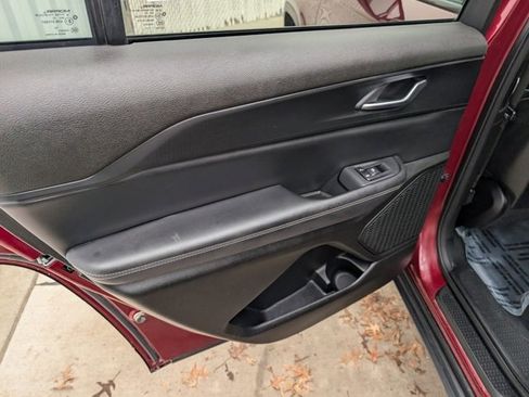 Used 2023 Jeep Grand Cherokee L Altitude image 19