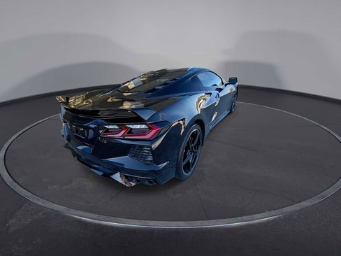 Used 2024 Chevrolet Corvette Stingray Preferred Cpe w/ Z51 Performance Package image 8