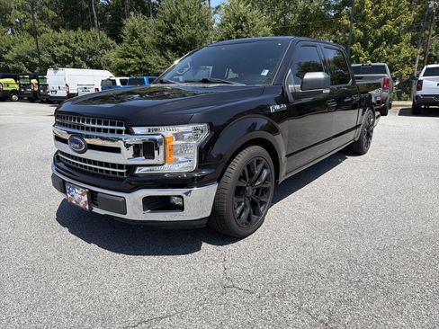 Used 2020 Ford F150 XLT w/ Equipment Group 302A Luxury RWD image 3