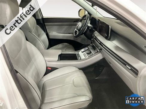 Used 2023 Hyundai Palisade SEL image 15