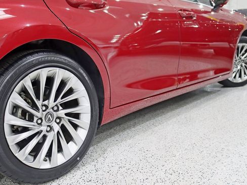 Used 2022 Lexus ES 350 Ultra Luxury image 12