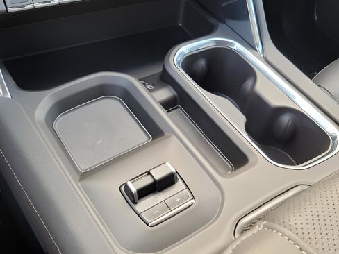 New 2026 GMC Sierra 3500 Denali w/ Denali Reserve Package image 33