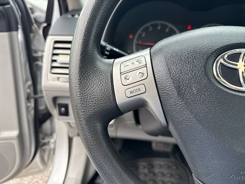 Used 2013 Toyota Corolla LE image 16