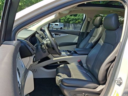 Used 2019 Lincoln Nautilus Reserve w/ Ultimate Package AWD/4WD image 14