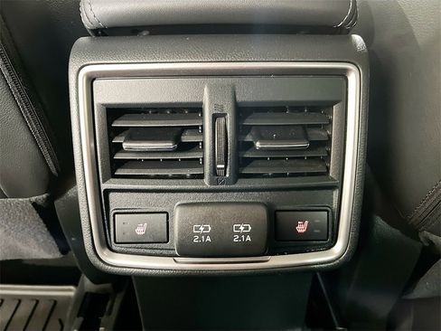 Used 2021 Subaru Forester Touring image 25