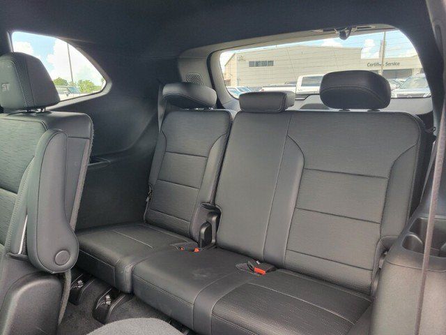 Used 2026 Buick Enclave Sport Touring FWD image 29