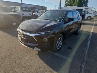 Used 2025 Chevrolet Blazer LT FWD video 1
