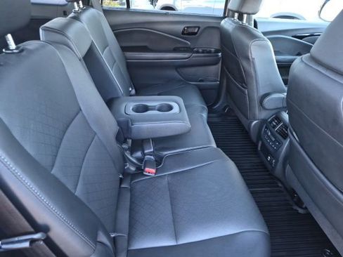 Certified 2023 Honda Passport Elite image 38