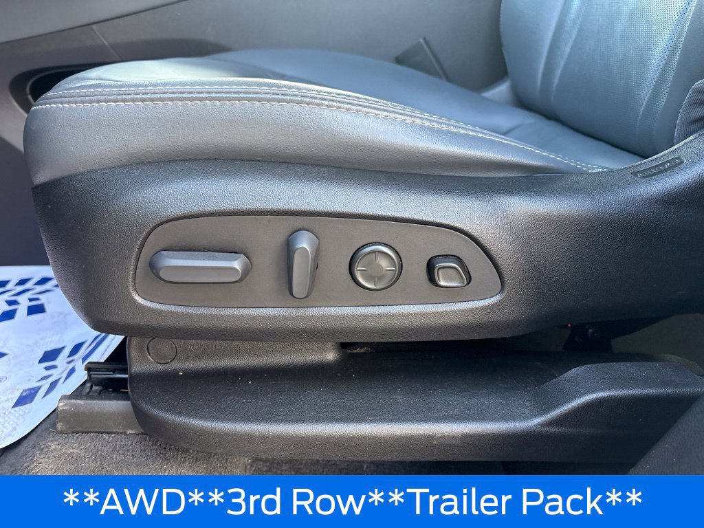 Used 2023 Buick Enclave Premium AWD/4WD image 31