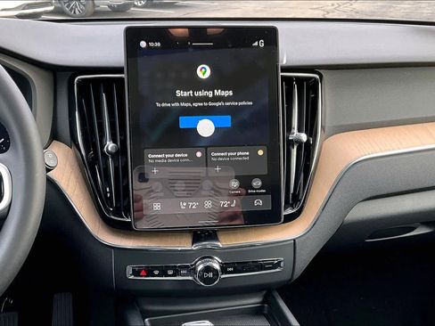 New 2026 Volvo XC60 B5 Plus w/ Protection Package Premier image 8