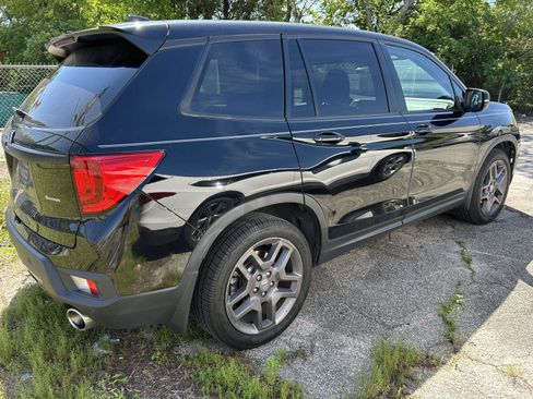 Used 2022 Honda Passport EX-L image 2