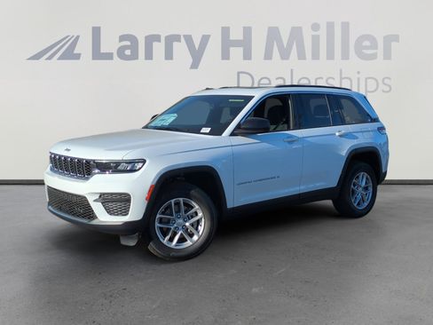 New 2025 Jeep Grand Cherokee Laredo X image 1